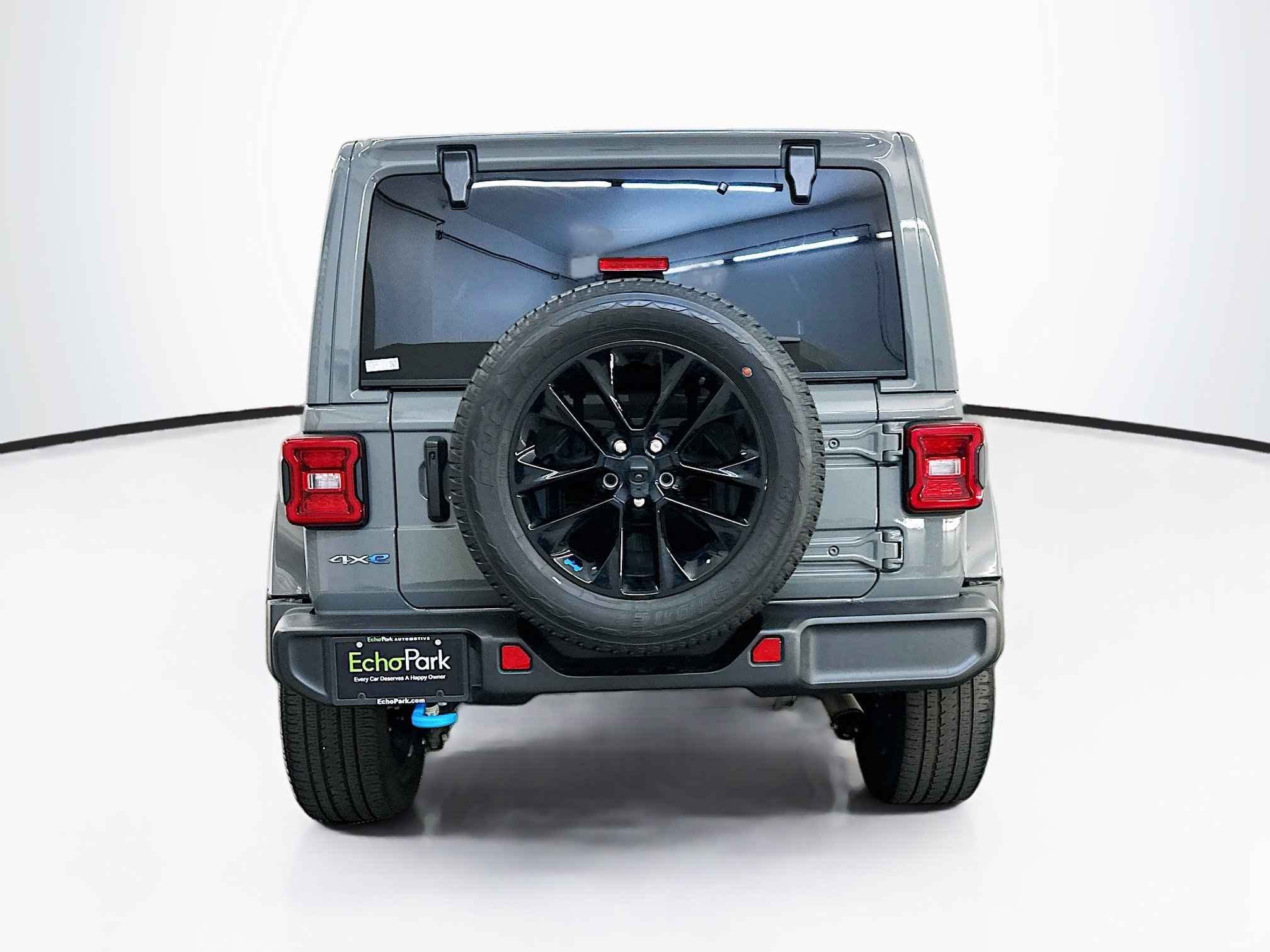 Used 2023 Jeep Wrangler Unlimited Sahara AWD/4WD image 7