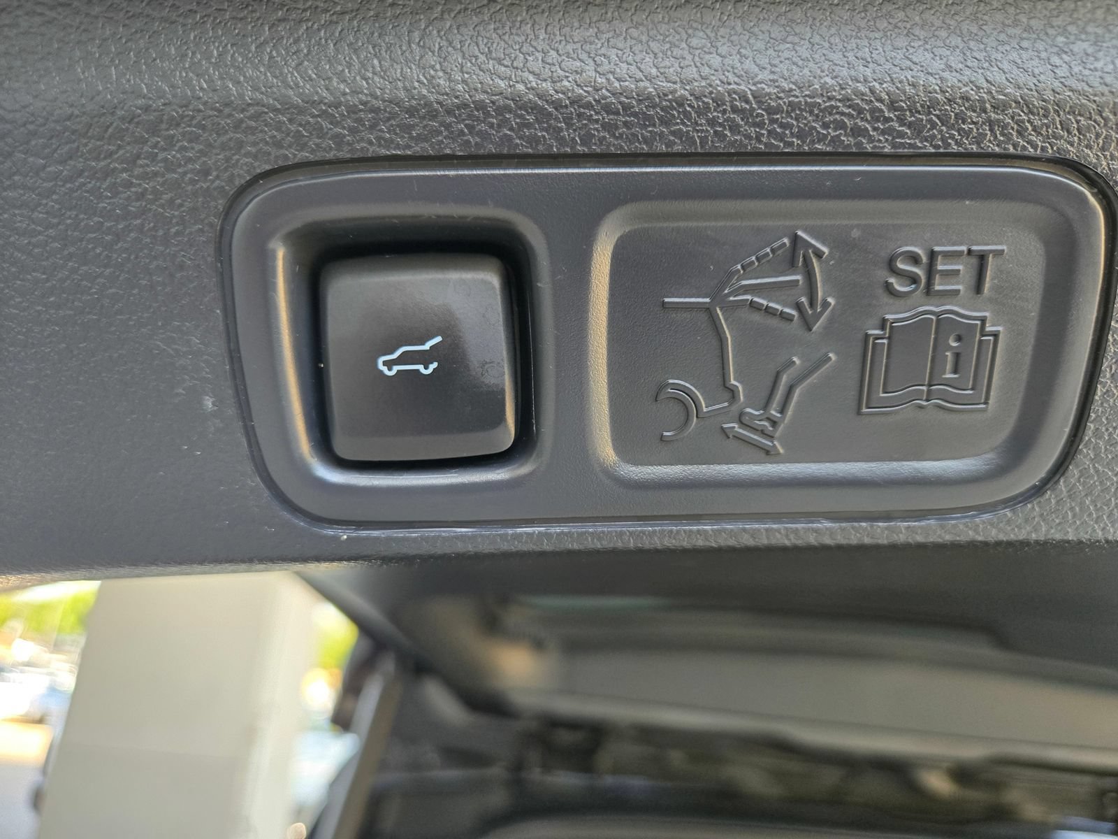 Used 2023 Ford Expedition Limited RWD image 29