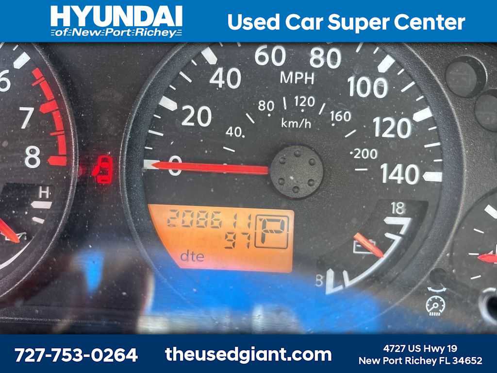 Used 2005 Nissan Frontier LE w/ (X01) Leather Pkg image 14