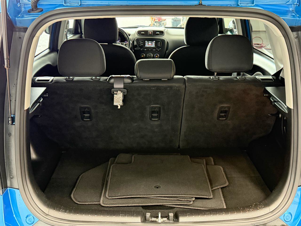 Used 2016 Kia Soul + w/ Designer's Package FWD image 40
