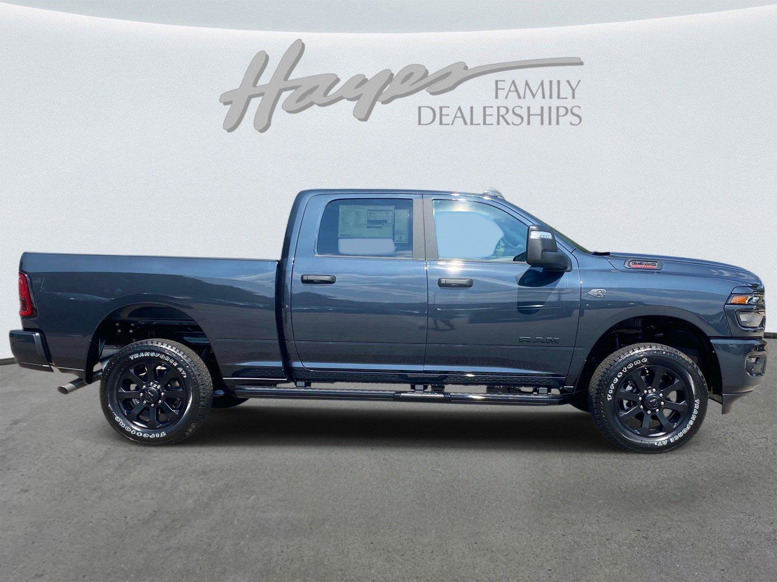 New 2027 RAM 2500 Big Horn AWD/4WD image 3