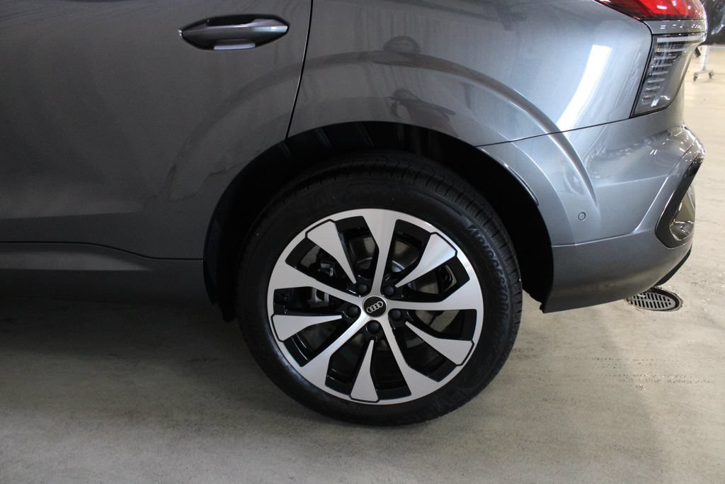 New 2026 Audi Q3 quattro 2.0T AWD/4WD image 29
