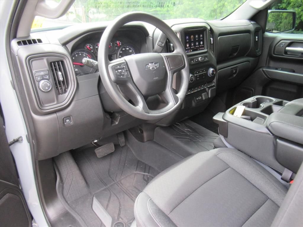 Used 2024 Chevrolet Silverado 1500 Custom w/ Dark Appearance Package RWD image 14