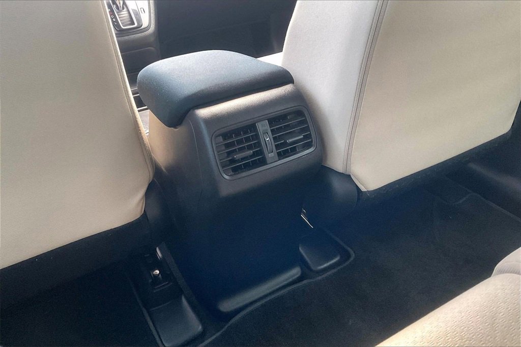 Used 2015 Honda CR-V LX image 33