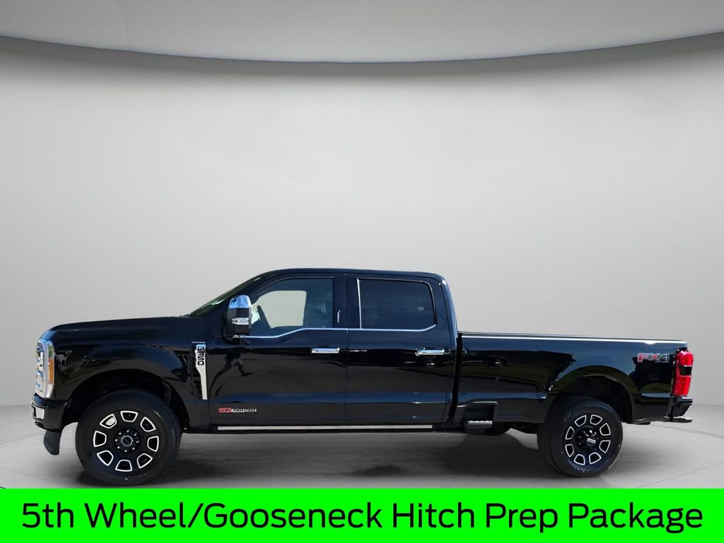 Used 2023 Ford F350 Platinum image 13