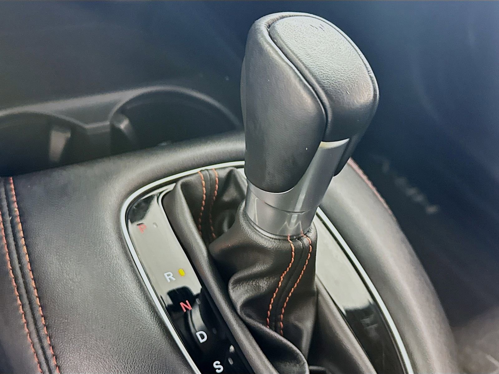 Used 2025 Honda HR-V Sport image 14