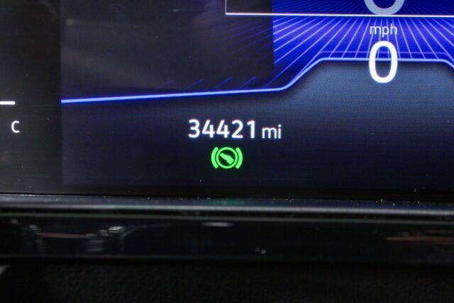 Certified 2023 Volkswagen Taos S w/ Driver Assistance Package FWD image 3