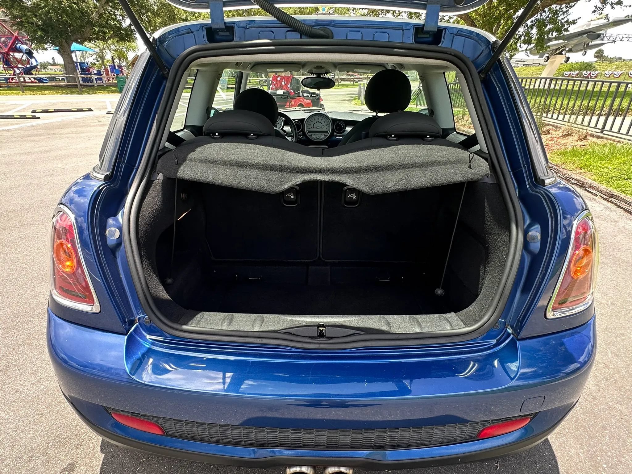 Used 2009 MINI Cooper S FWD image 16