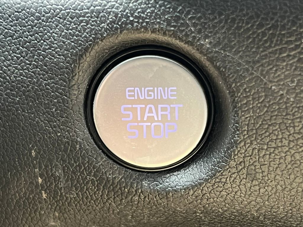 Used 2025 Kia Sorento S w/ Panoramic Sunroof Package image 29