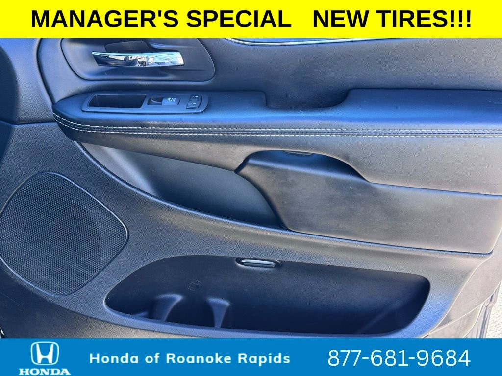 Used 2019 Dodge Grand Caravan SE image 21