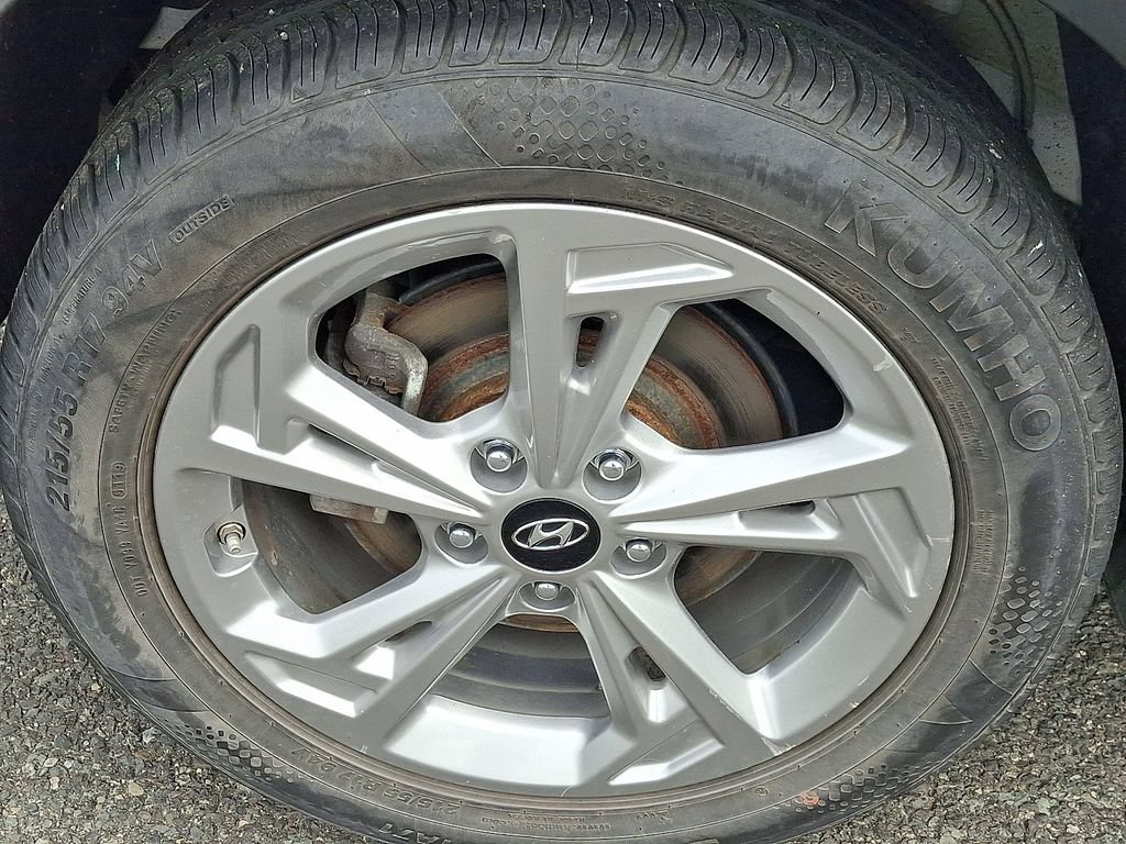 Used 2023 Hyundai Kona SEL AWD/4WD image 9
