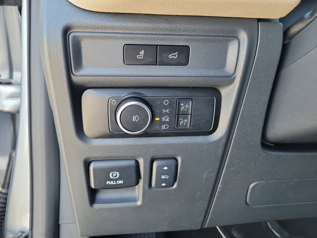 Used 2024 Ford Expedition Max Limited RWD image 26