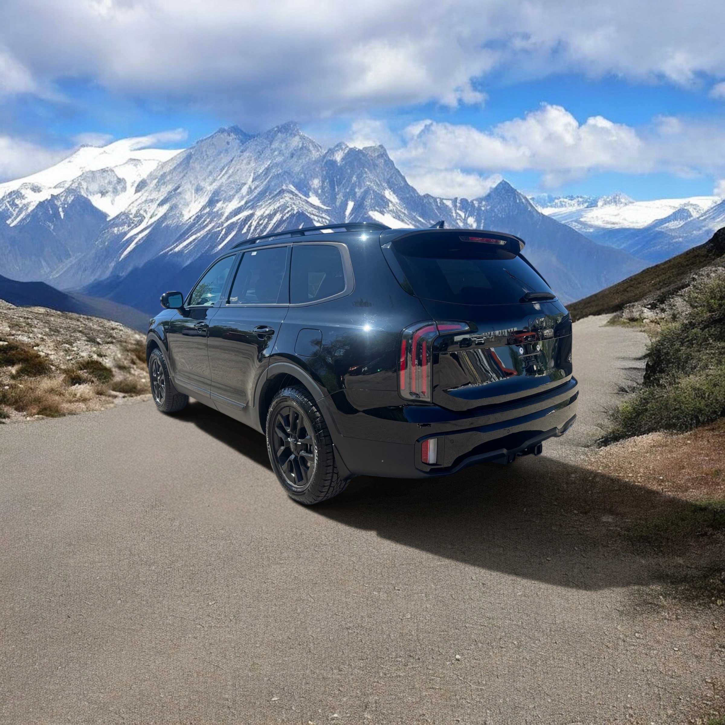 Used 2025 Kia Telluride SX Prestige X-Pro AWD/4WD image 3