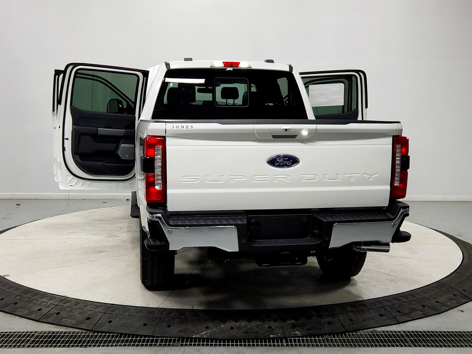 New 2026 Ford F250 Lariat w/ Lariat Premium Package image 14