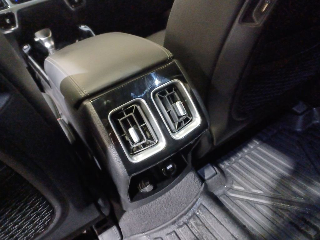 Used 2023 Kia Sorento SX image 23