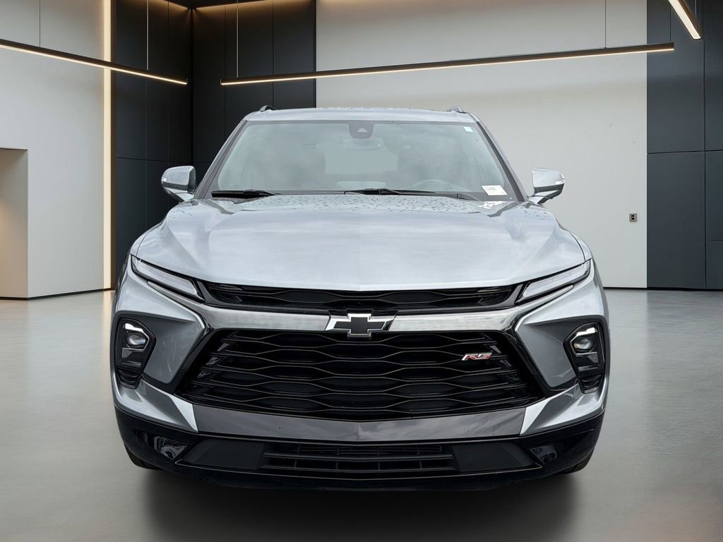 Used 2025 Chevrolet Blazer RS FWD image 8