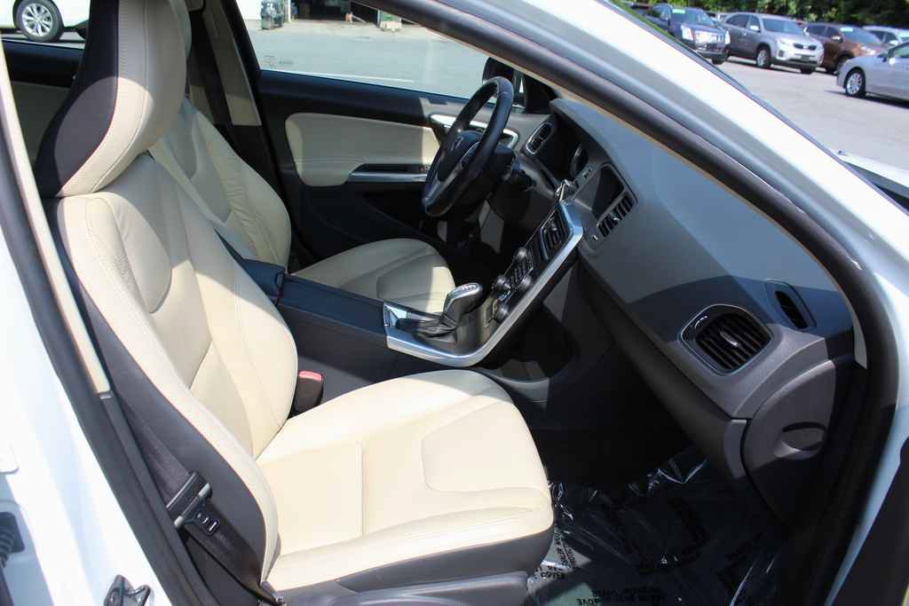 Used 2013 Volvo S60 T6 AWD/4WD image 33