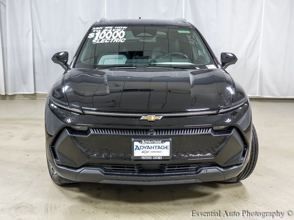 New 2026 Chevrolet Equinox EV LT image 5