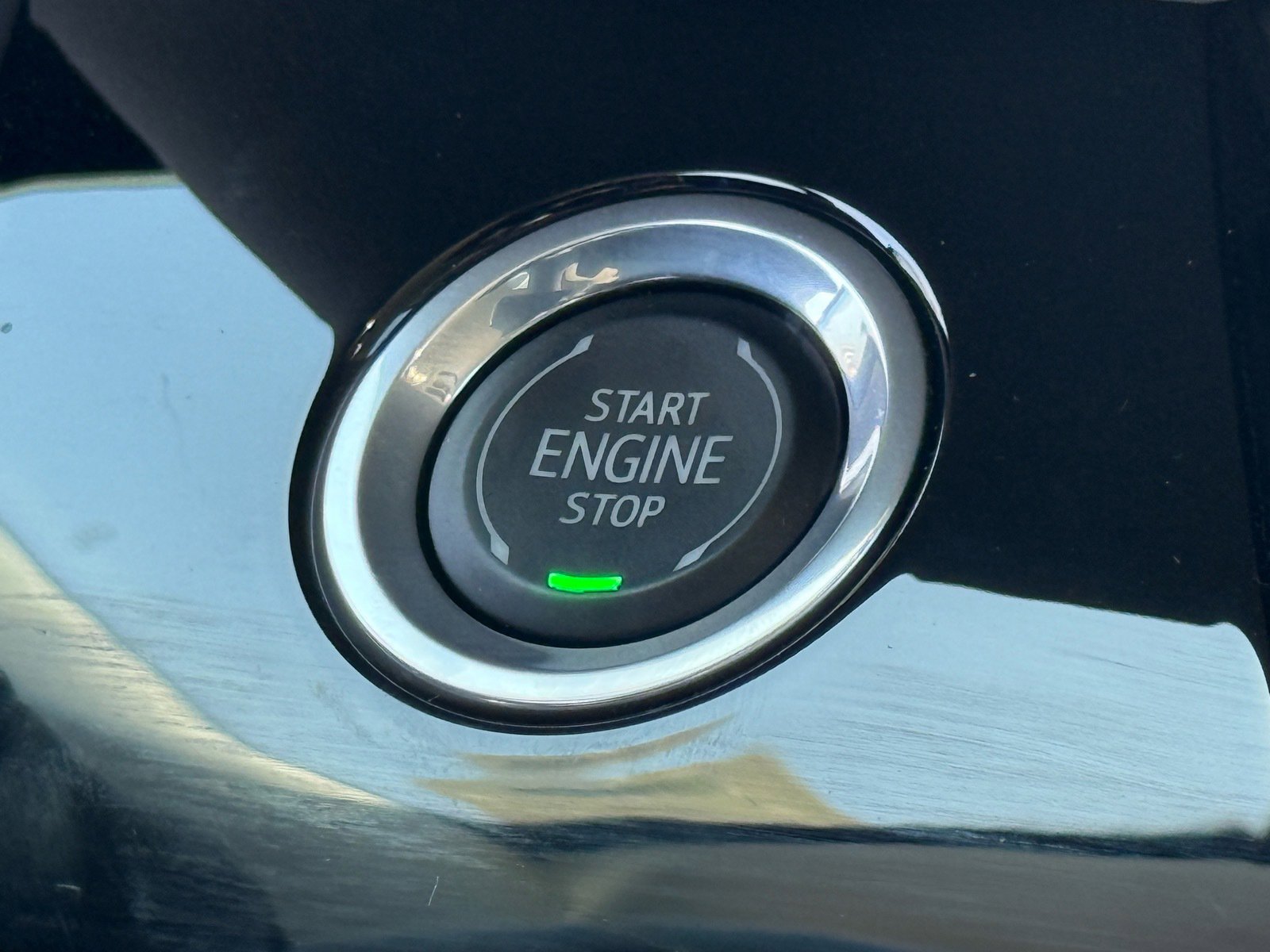 Used 2024 Buick Envision Avenir AWD/4WD image 21