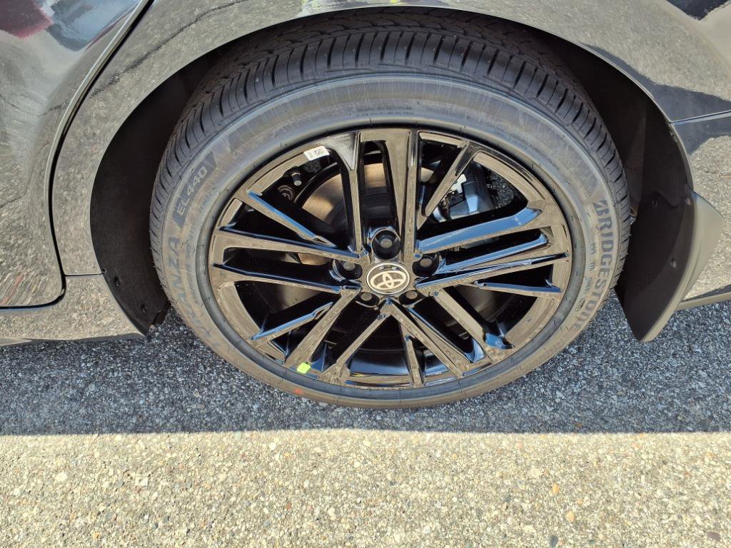 New 2025 Toyota Camry SE image 4