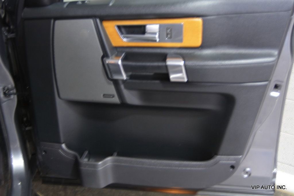 Used 2015 Land Rover LR4 HSE image 8