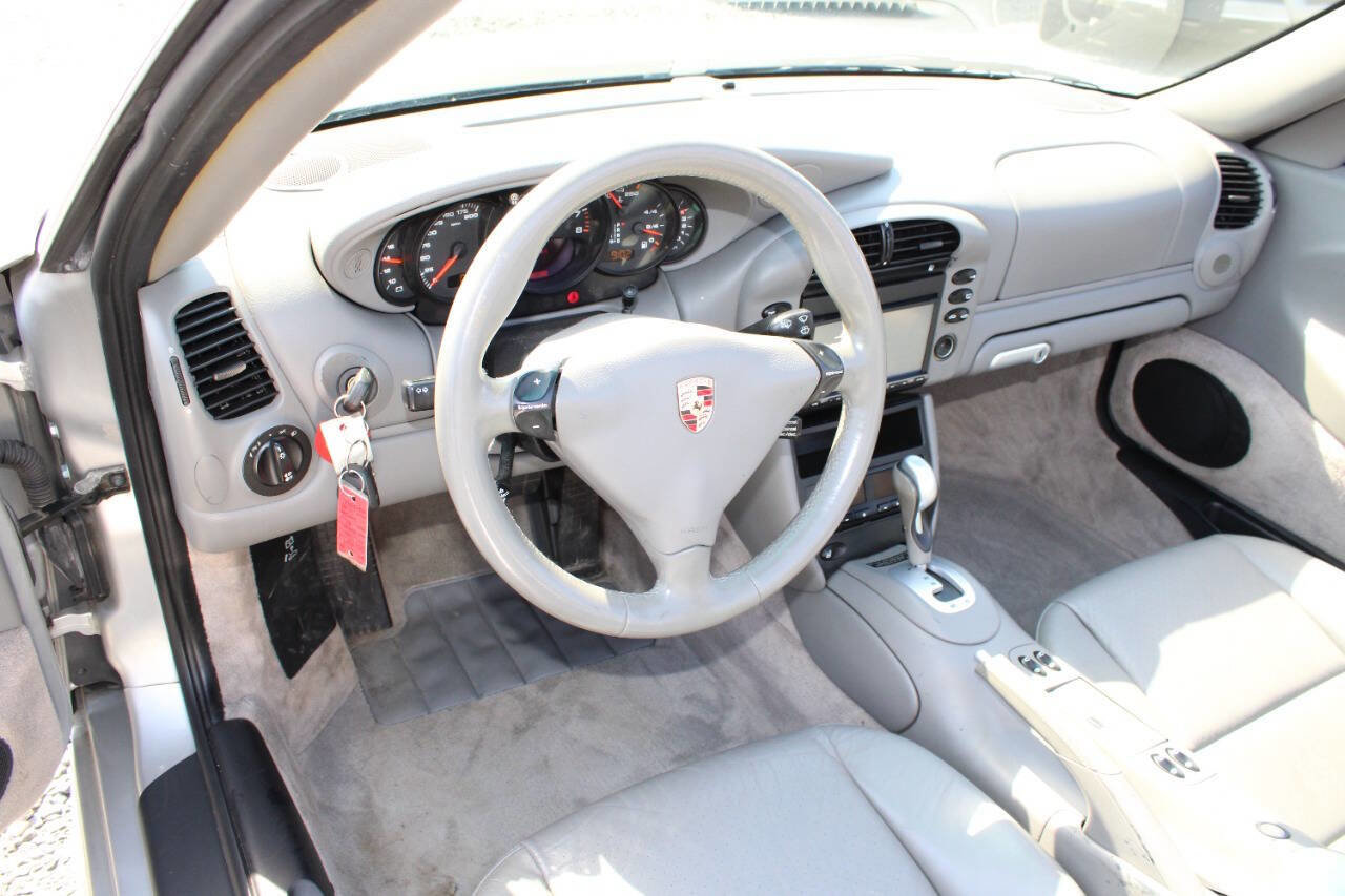 Used 2004 Porsche 911 Carrera image 21
