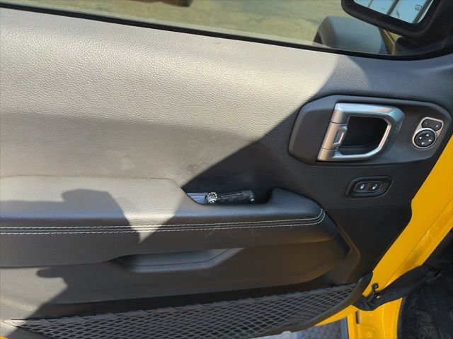 Used 2021 Jeep Wrangler Unlimited Rubicon 4xe image 17