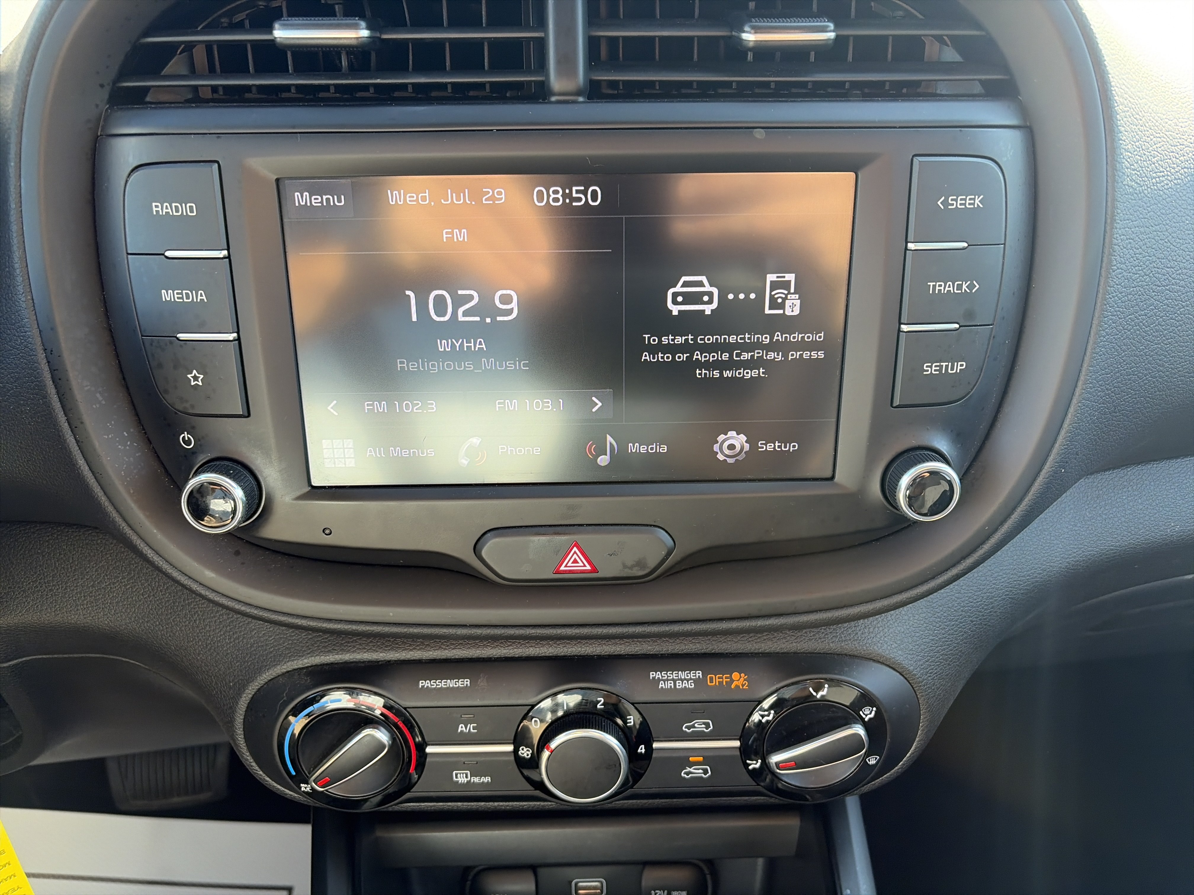 Used 2022 Kia Soul LX FWD image 19