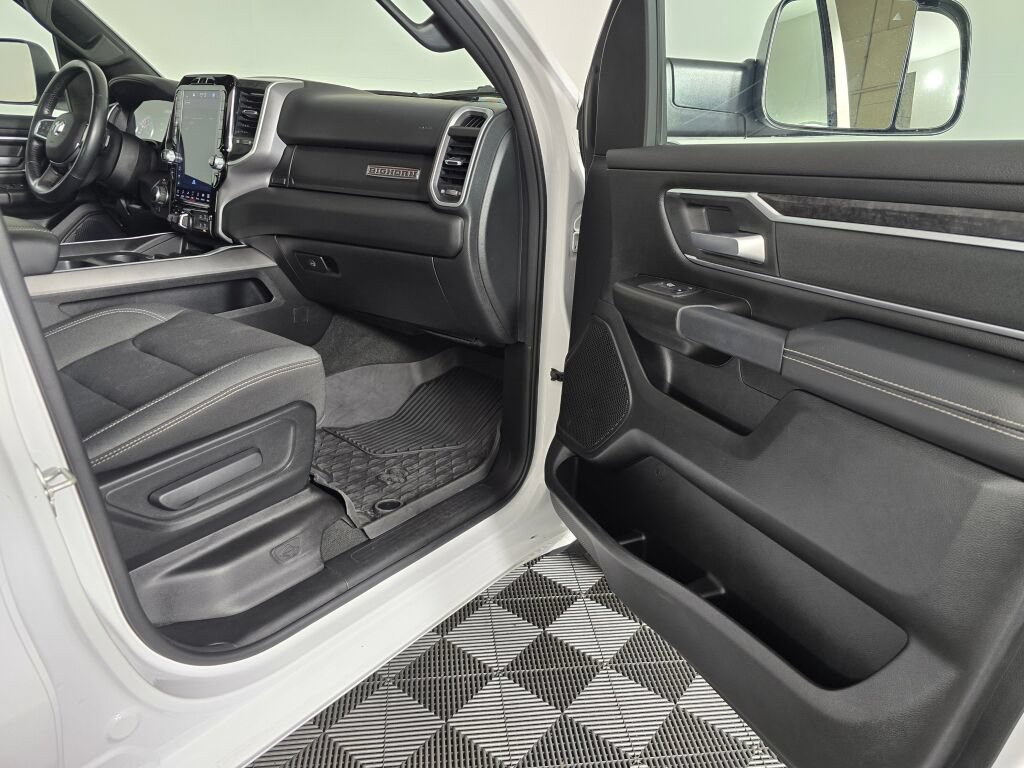 Used 2023 RAM 1500 Big Horn AWD/4WD image 39