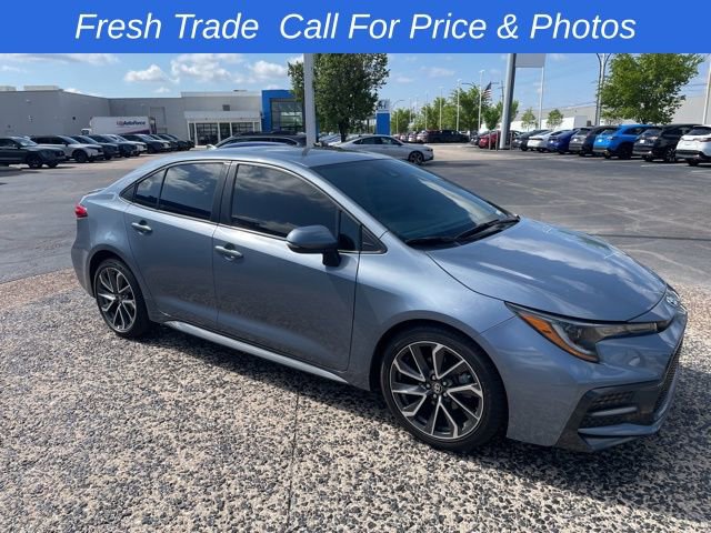 Used 2020 Toyota Corolla XSE FWD image 4