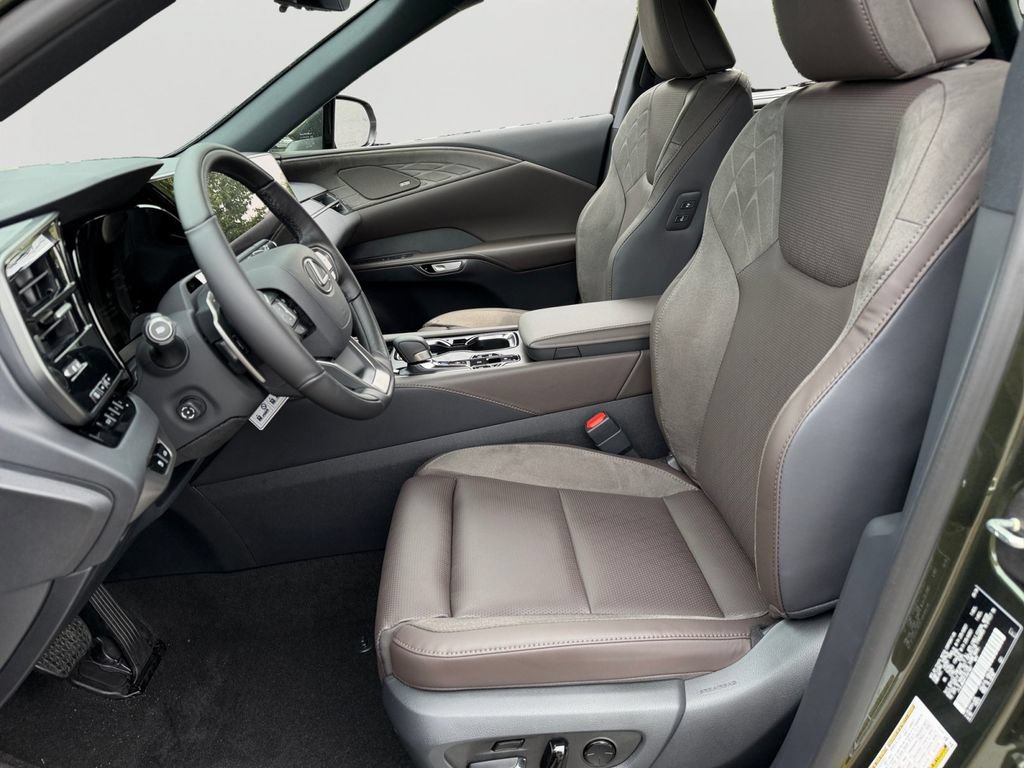 New 2026 Lexus RX 450h AWD image 12