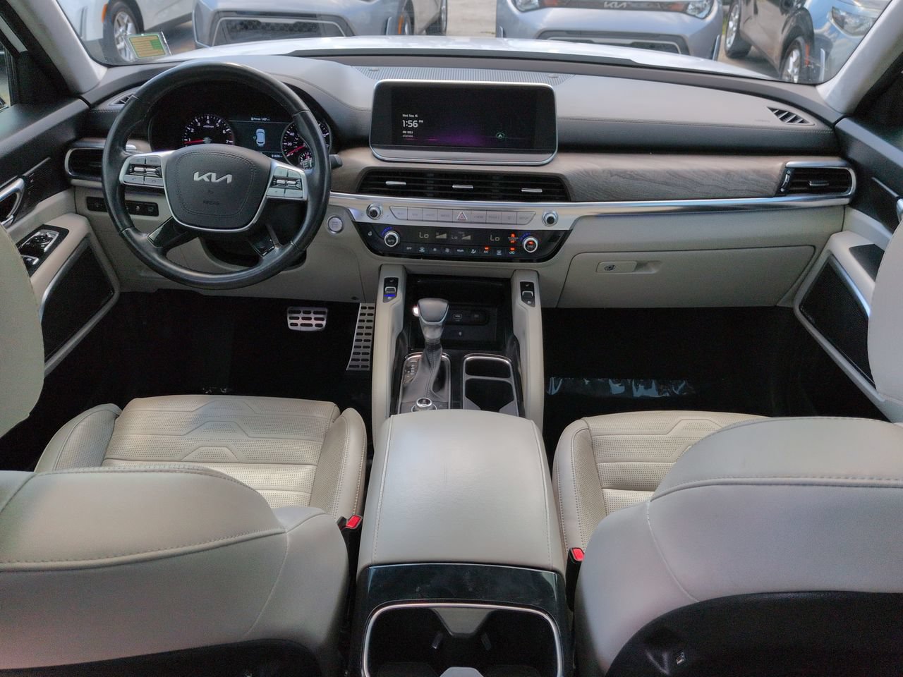 Used 2022 Kia Telluride SX w/ SX Prestige Package AWD/4WD image 15