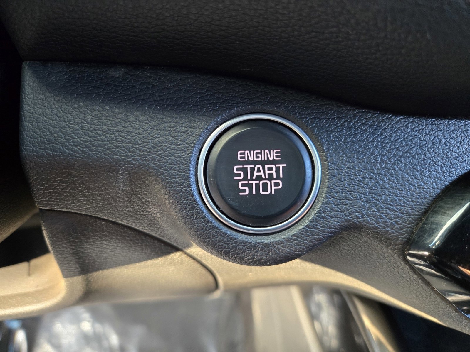 Used 2024 Kia Forte GT-Line w/ GT-Line Premium Package image 18