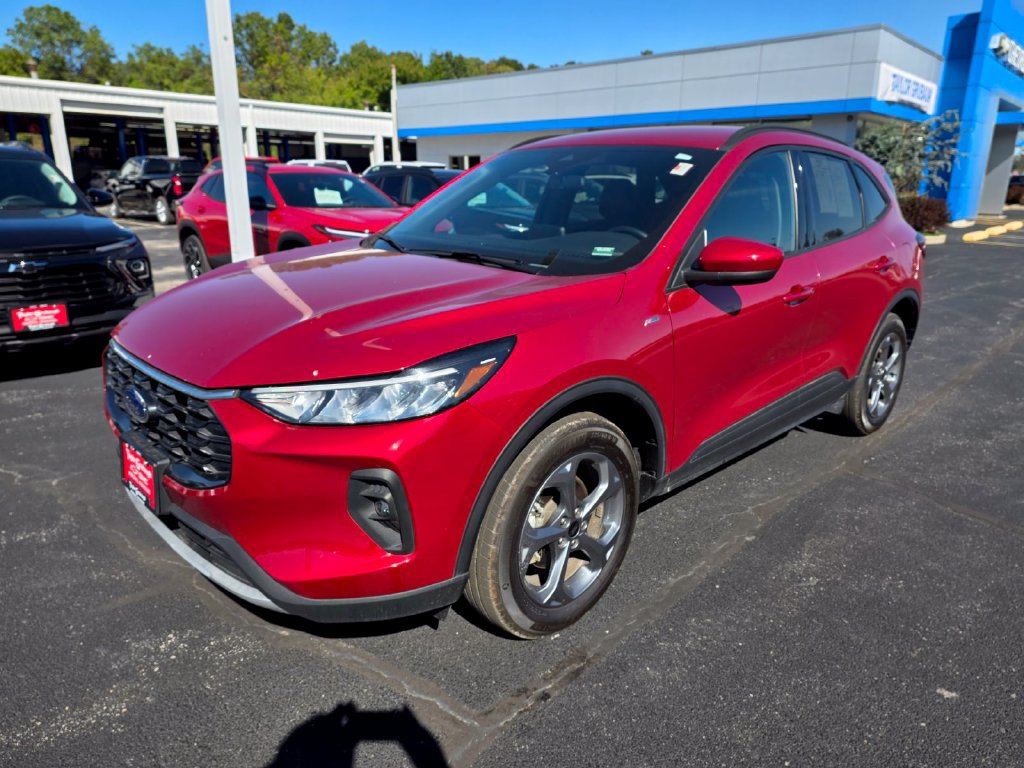 Used 2025 Ford Escape ST-Line Select AWD/4WD image 4
