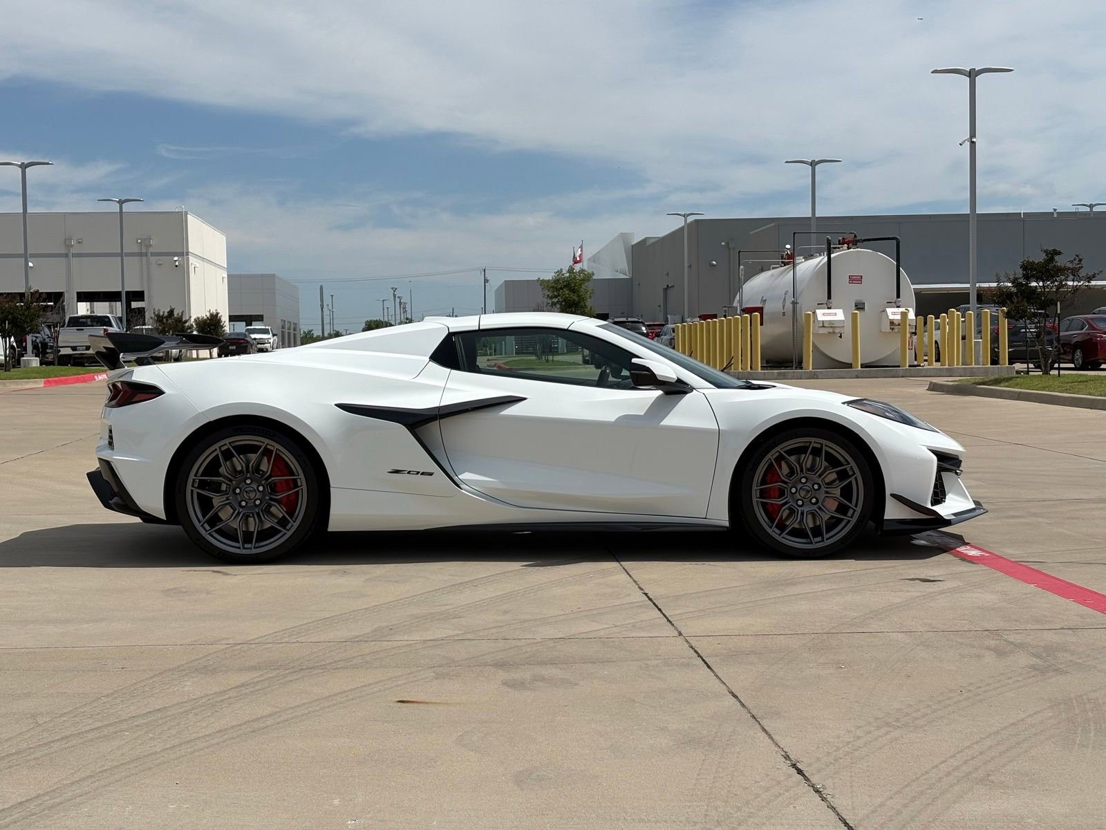 Used 2026 Chevrolet Corvette Z06 RWD image 8