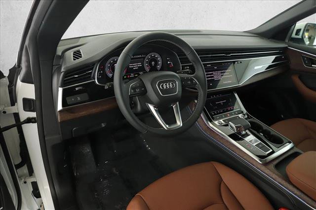 Used 2025 Audi Q8 Premium Plus w/ Premium Plus Package image 9