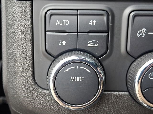 Certified 2025 Chevrolet Suburban RST w/ Comfort Package image 25