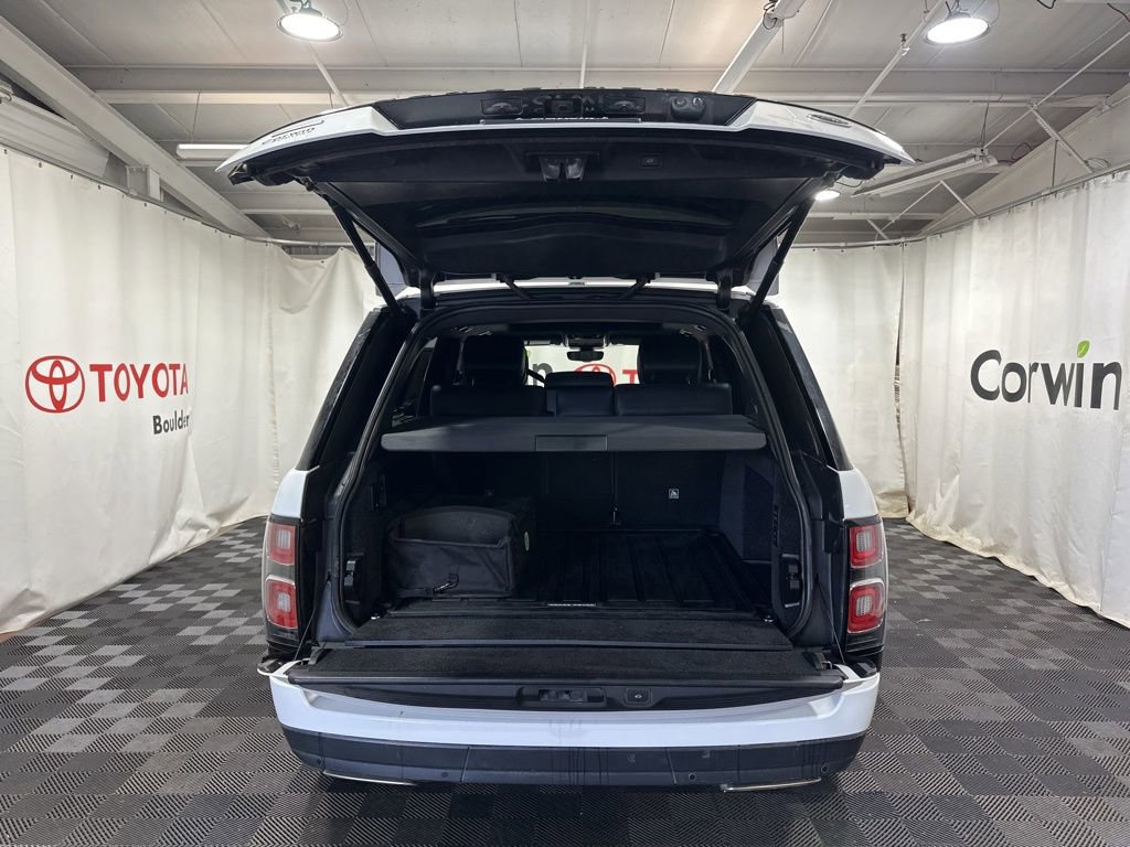 Used 2018 Land Rover Range Rover Supercharged image 17