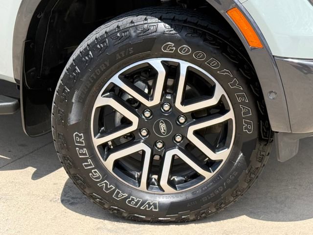 Used 2024 Ford Ranger Lariat w/ FX4 Off-Road Package image 2
