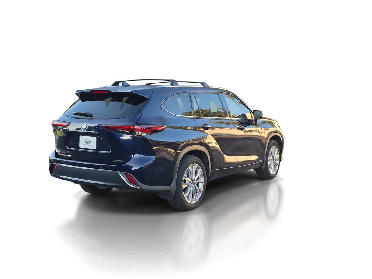 Used 2024 Toyota Highlander Limited AWD/4WD image 8