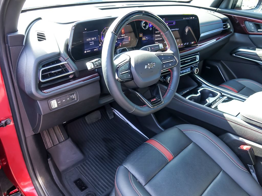 Used 2024 Chevrolet Traverse RS w/ LPO, Floor Liner Package AWD/4WD image 13