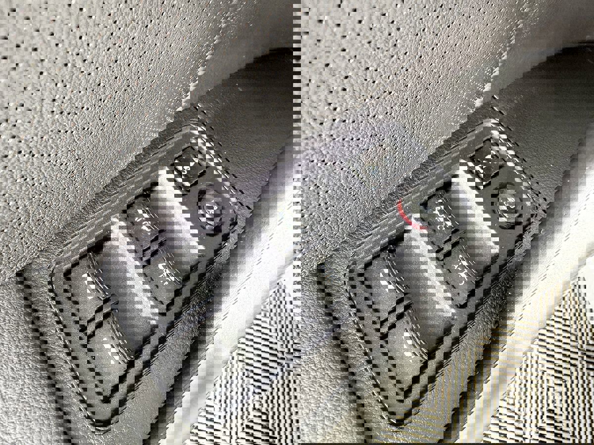 Used 2012 Acura RDX SH-AWD w/ Technology Package image 20