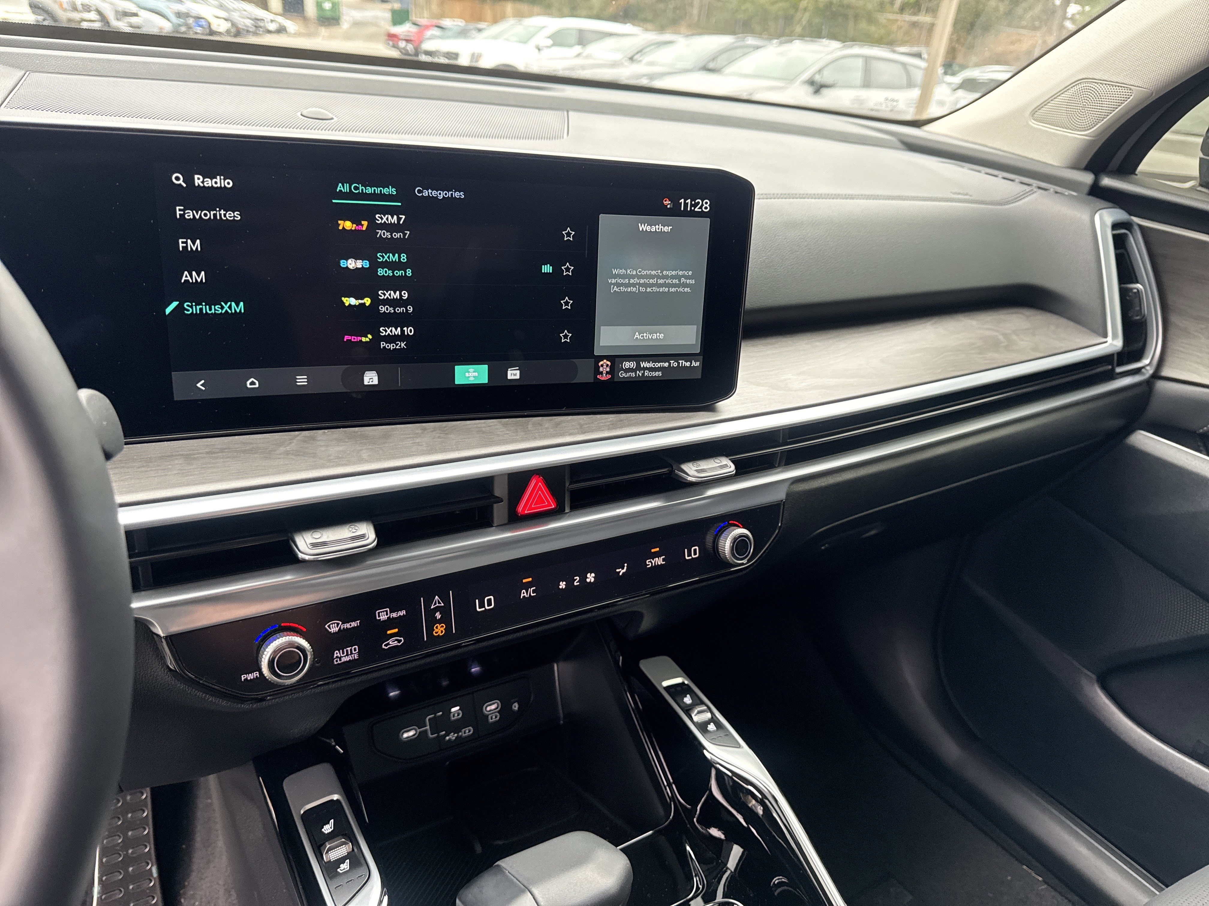 Certified 2025 Kia Sorento SX image 29