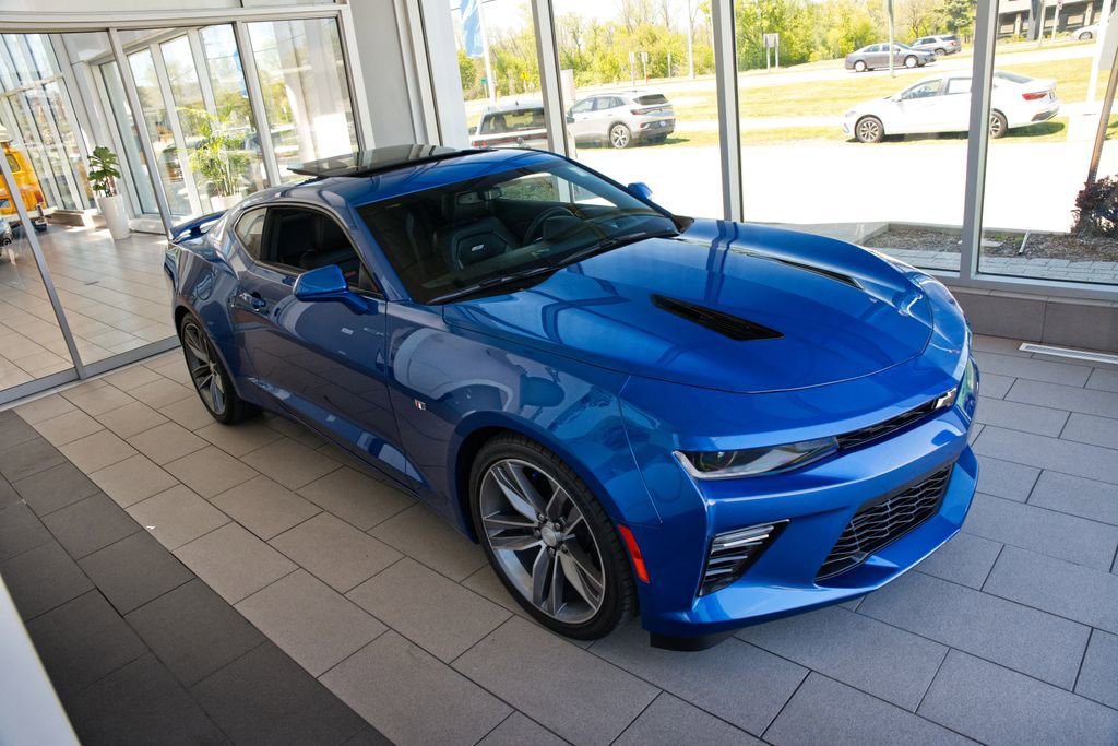 Used 2016 Chevrolet Camaro SS RWD image 37