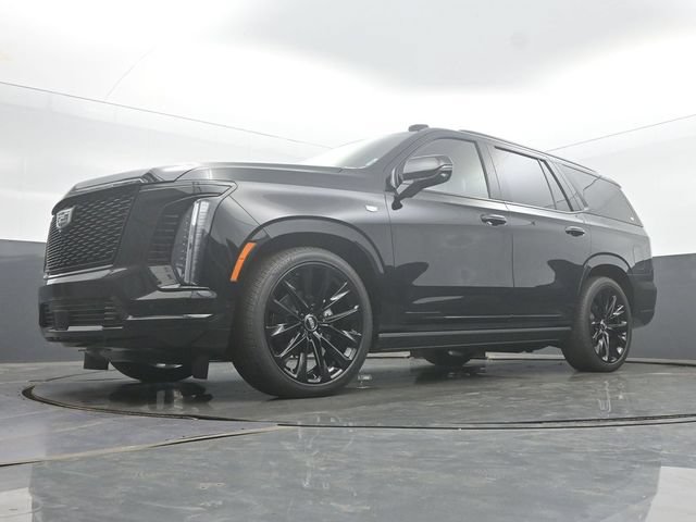 Certified 2026 Cadillac Escalade Platinum Sport w/ LPO, ONYX Package AWD/4WD image 48