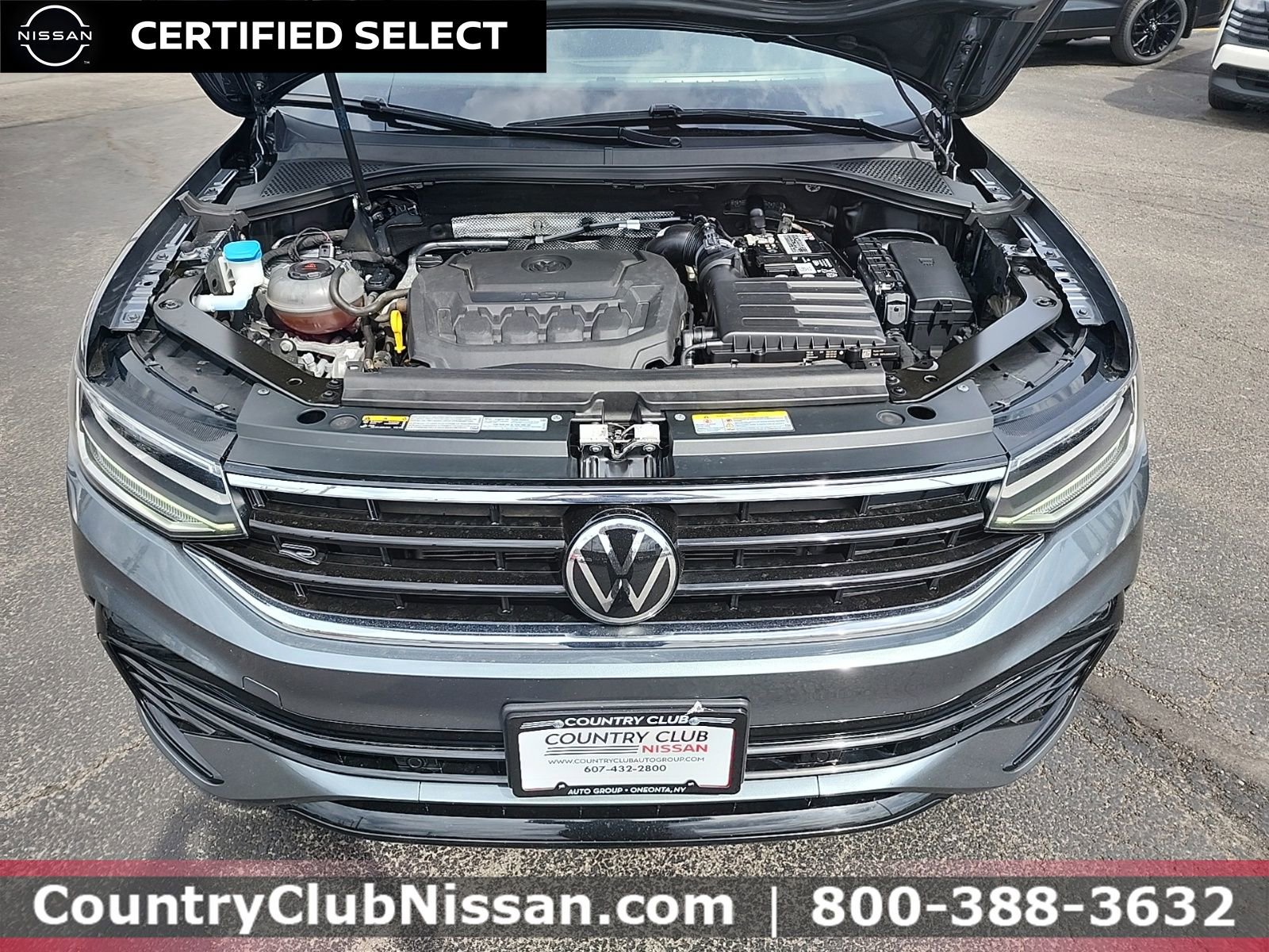 Used 2022 Volkswagen Tiguan SE R-Line AWD/4WD image 32