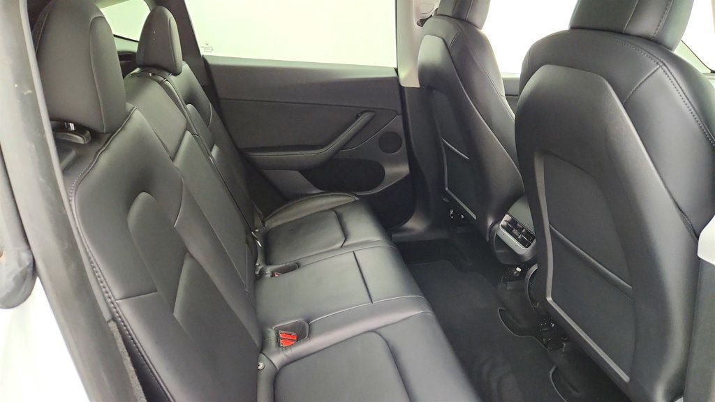 Used 2023 Tesla Model Y Long Range AWD/4WD image 28