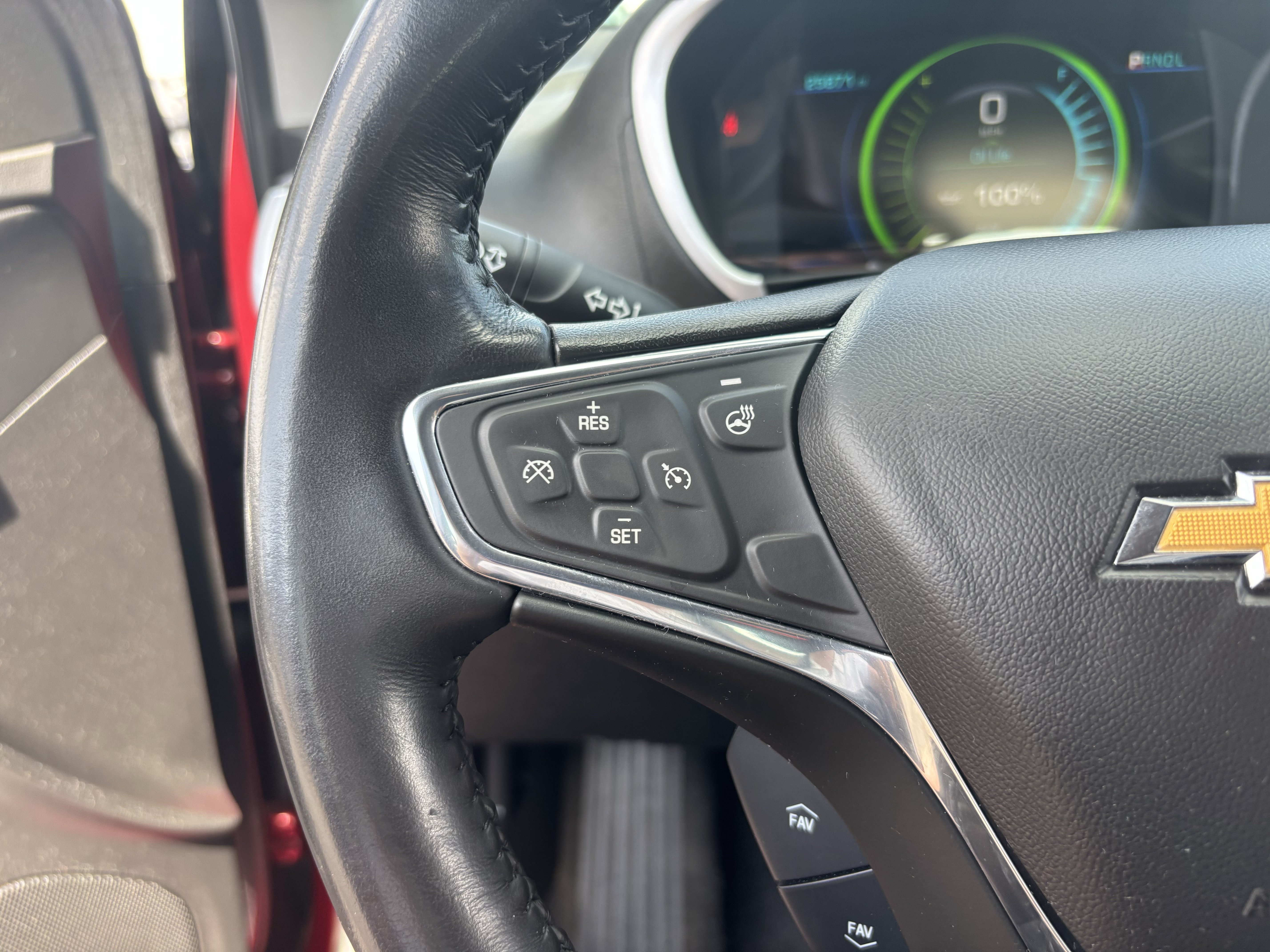 Used 2018 Chevrolet Volt LT w/ LT Driver Confidence Package FWD image 25