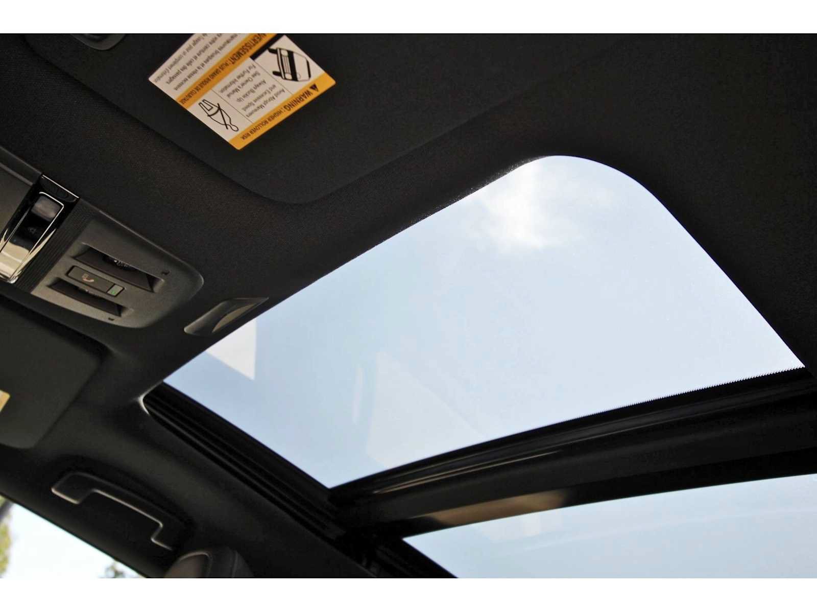 Used 2025 Nissan Armada Platinum RWD image 26