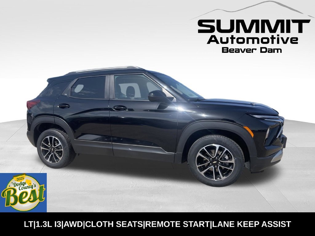 Used 2025 Chevrolet TrailBlazer LT AWD/4WD image 1